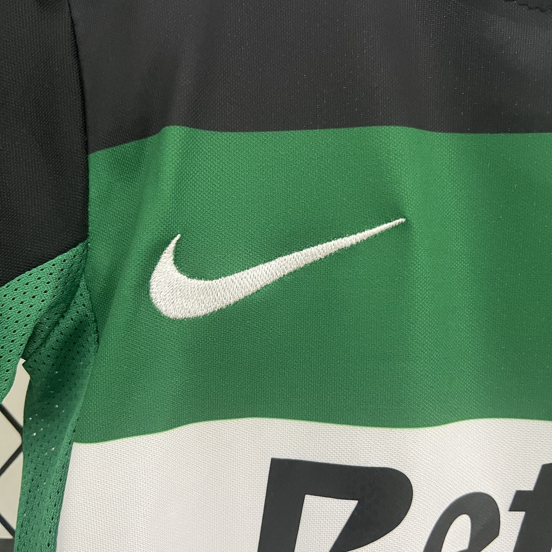 24-25 Sporting Lisbon Home Kid Kits Youth Apparels Football AAAAJersey Yupoo 6