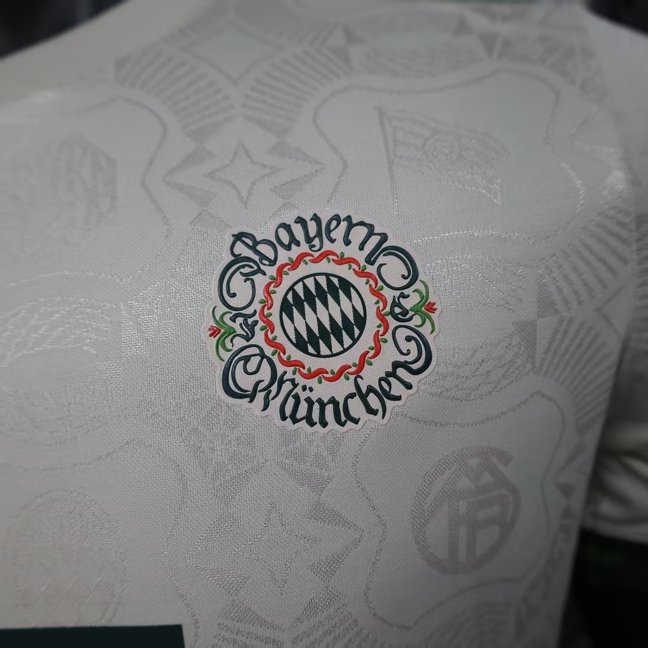 25-26 Bayern Oktoberfest Special Edition Football Player Version Tops AAAAJersey Supply Yupoo 3