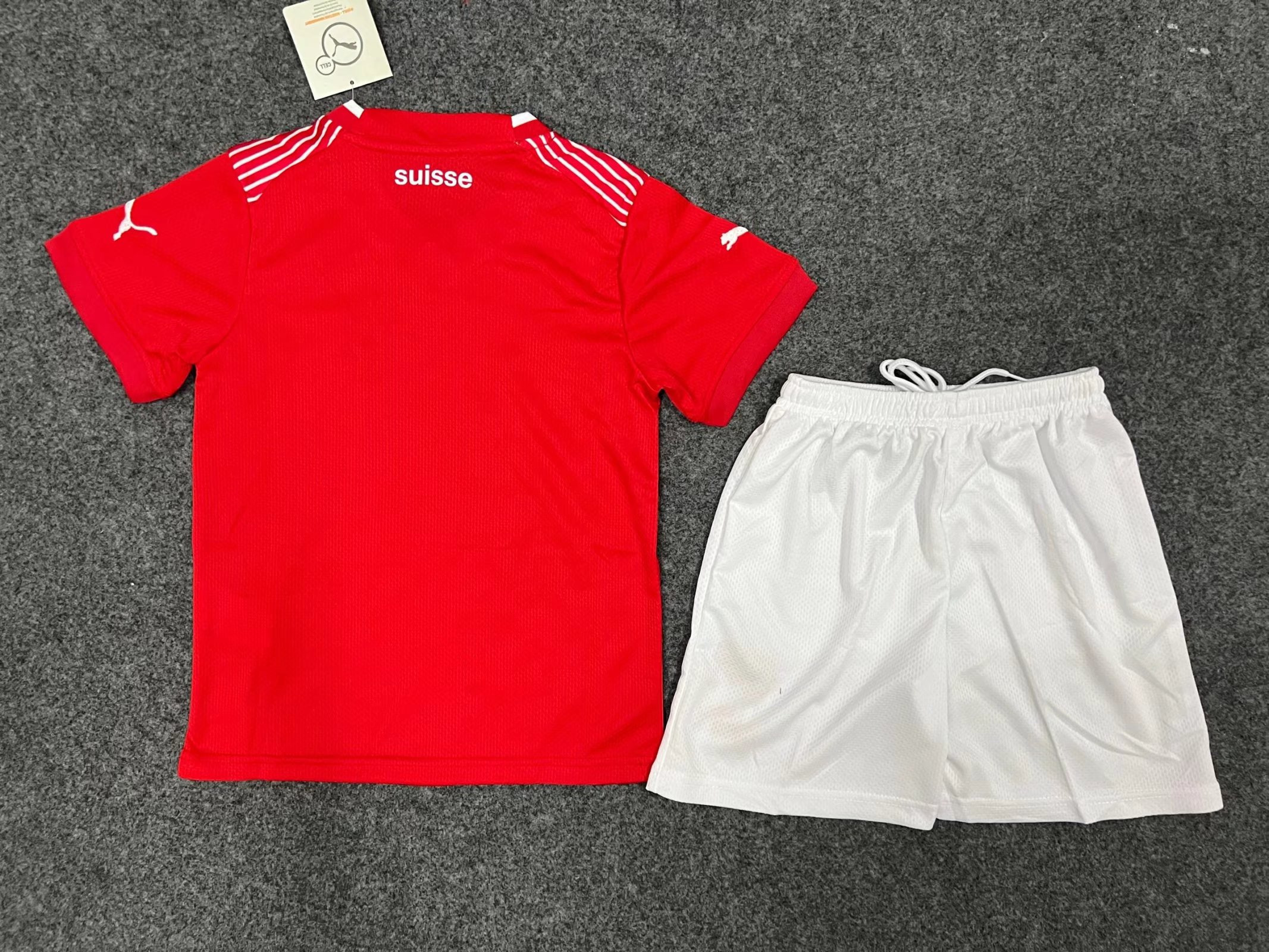 22-23 Switzerland home kids kit 1