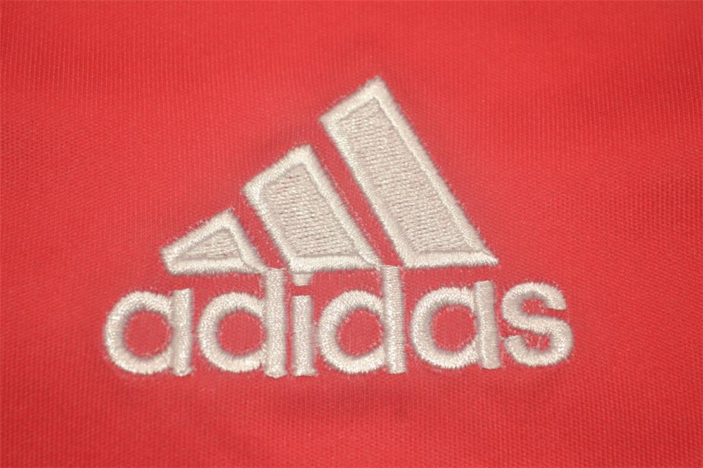 12-13 River Plate red away 1
