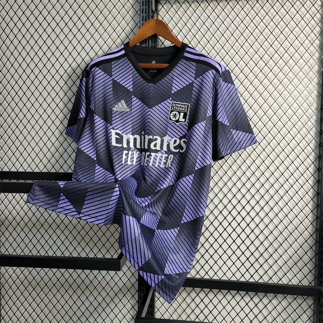 22-23 Lyon third away 2