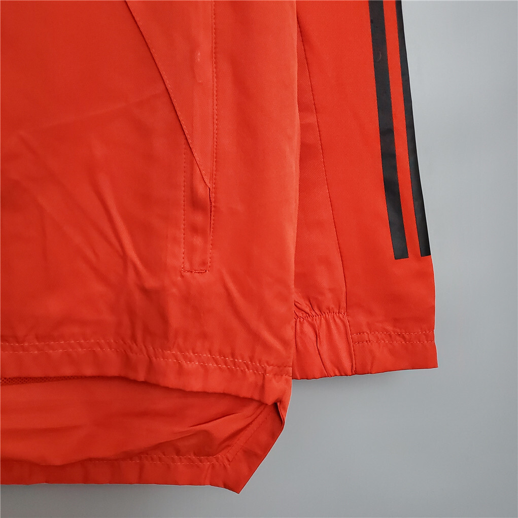 20-21 Bayern Munich red windbreaker 6