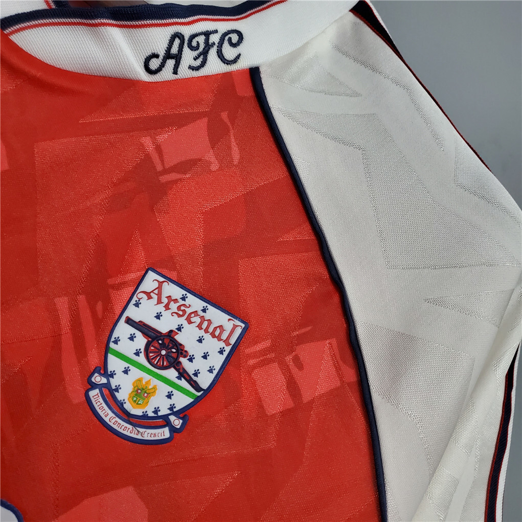 90-92 Arsenal home 7