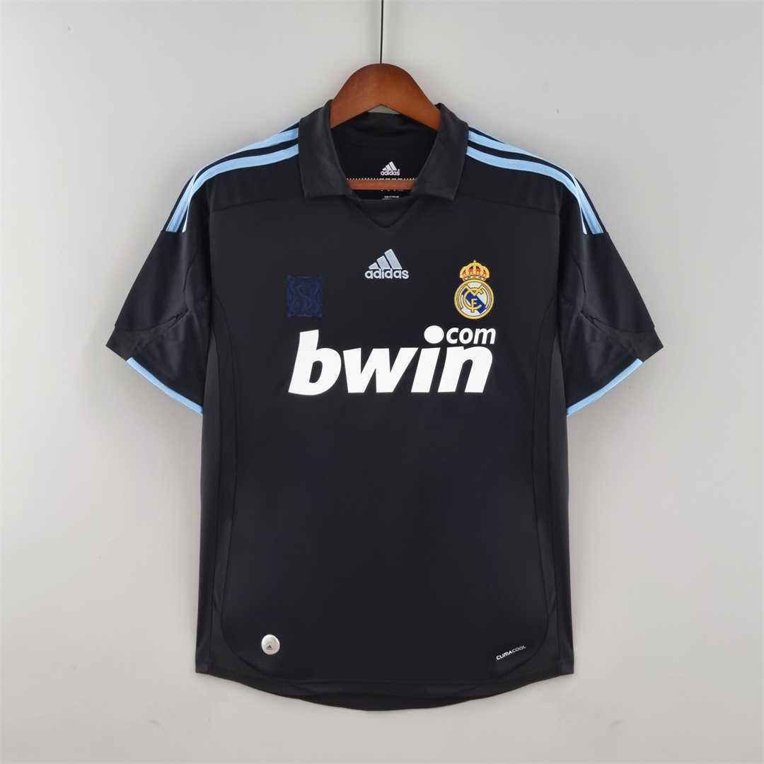 09-10 Real Madrid away