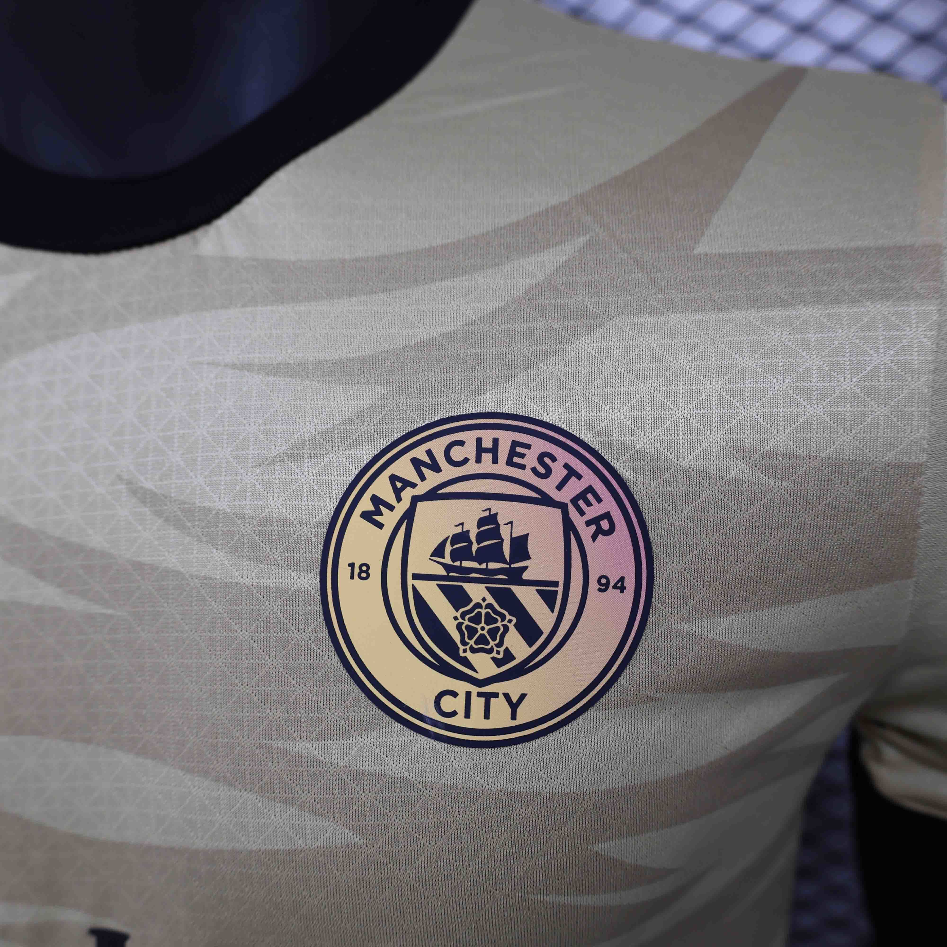 24-25 Manchester City Golden Dragon Special Edition Player Version Shirt AAAAJersey Supplier Yu 4