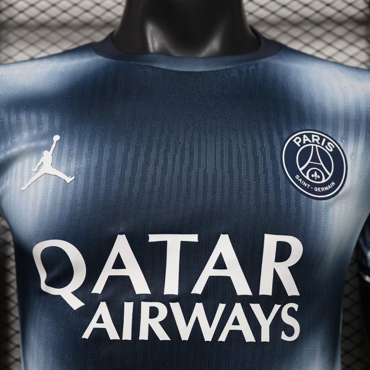 26-27 PSG Mens Kit Player Special Edition Football T-Shirt AAAAJersey Supply Yupoo 7 3