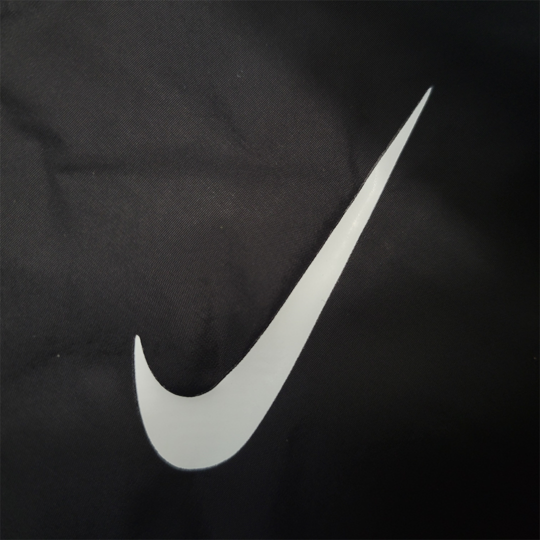 22-23 Windbreaker Corinthians Black1684407172000 2