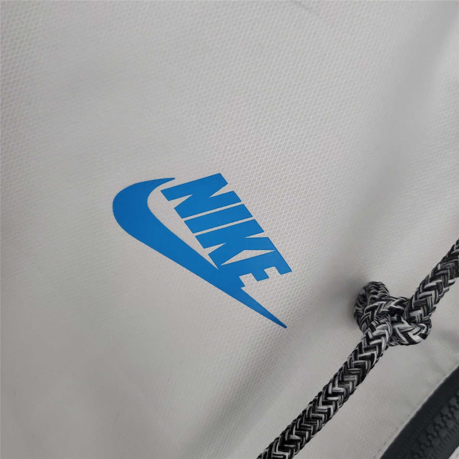 21-22 Tottenham Hotspur Black Grey Windbreaker 7