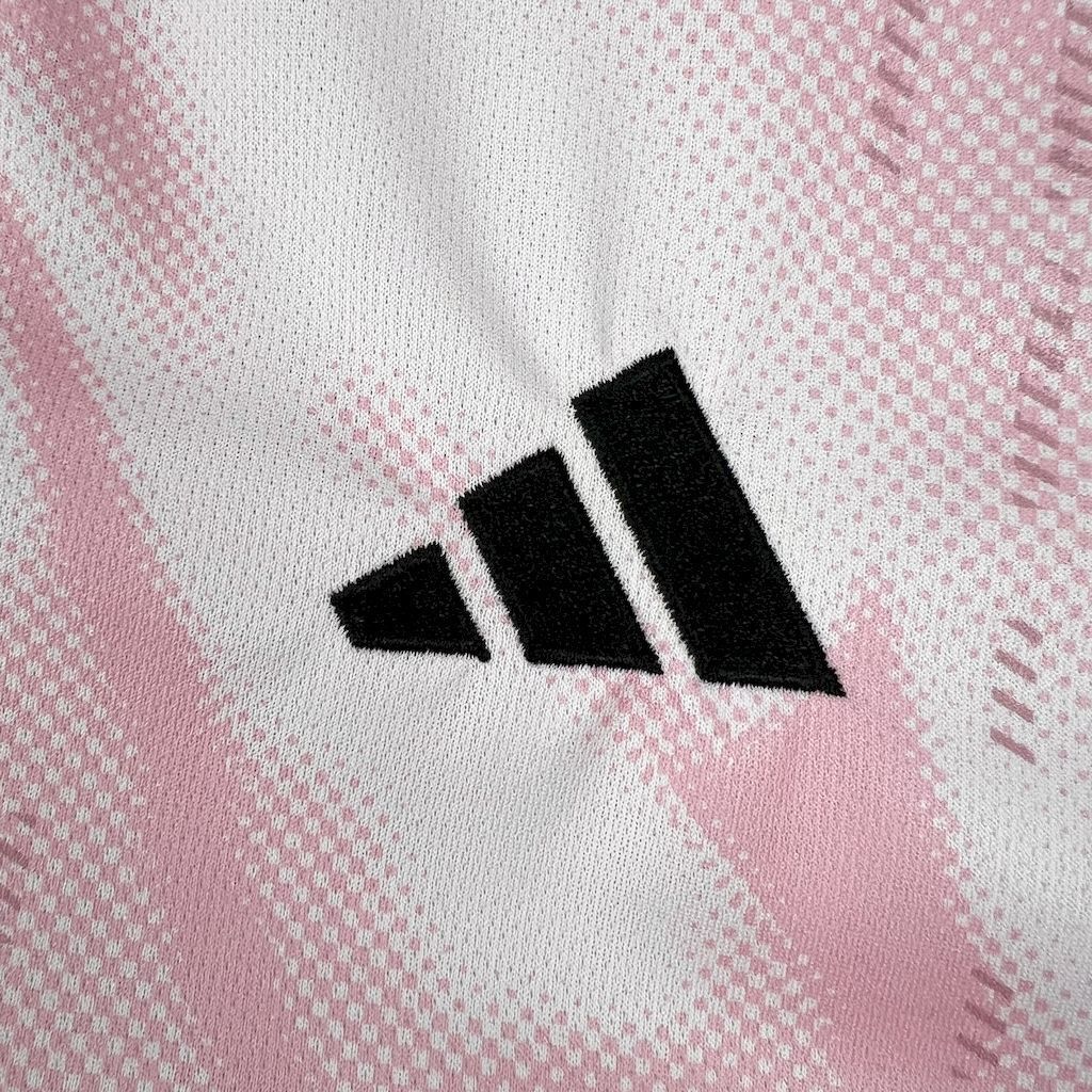 24-25 Real Madrid Pink Special Edition Shirt AAAAJersey Supplier Yupoo 2