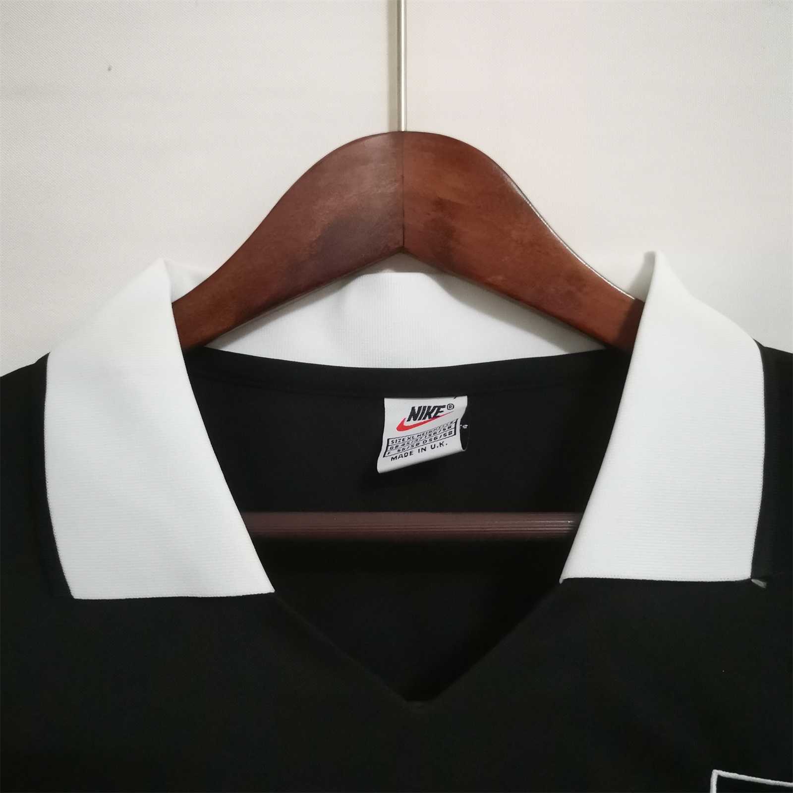 97-98 Colo-Colo away 12