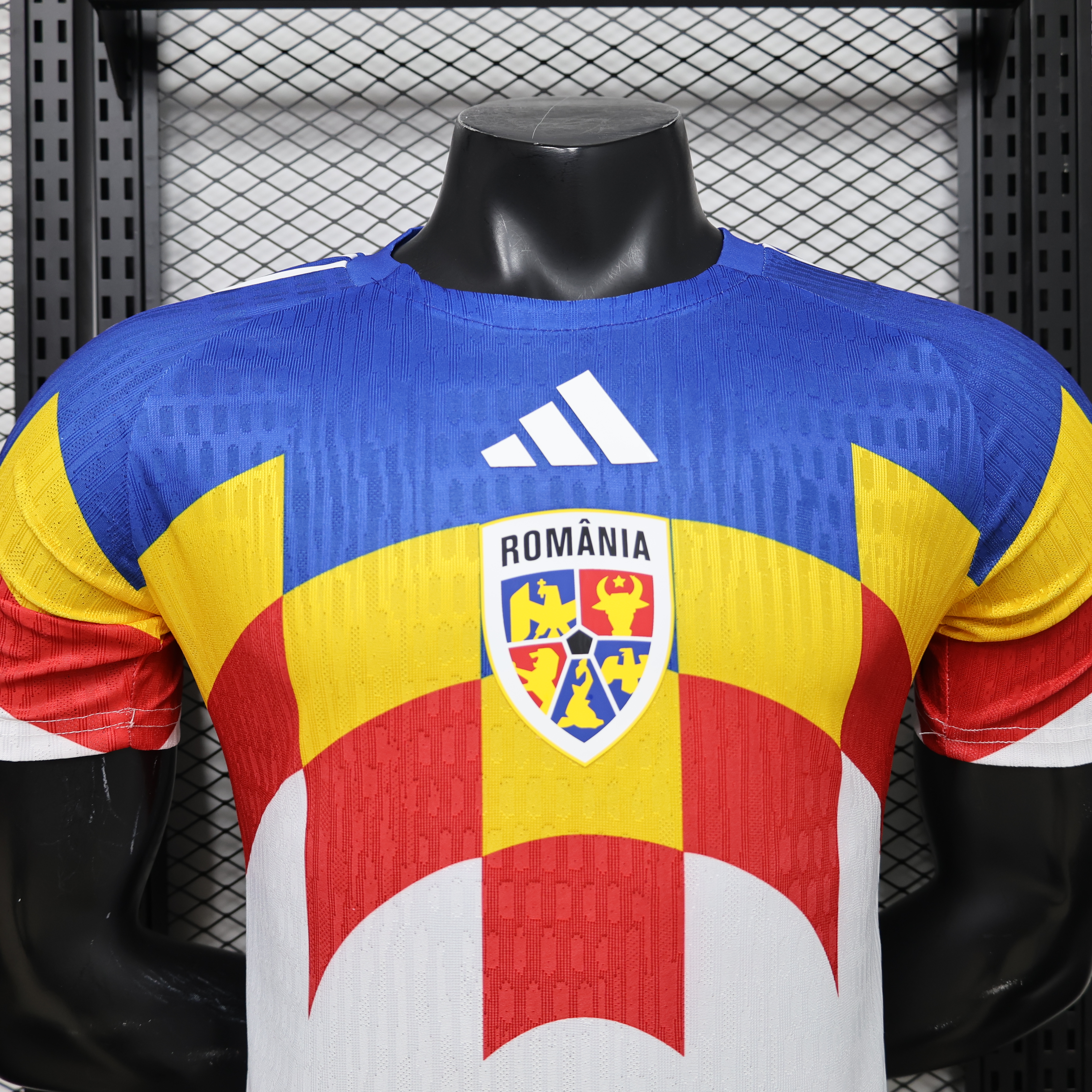 2026 Romania Mens Player Special Edition Kit Soccer T-Shirt AAAAJersey Supplier Yupoo 7 5