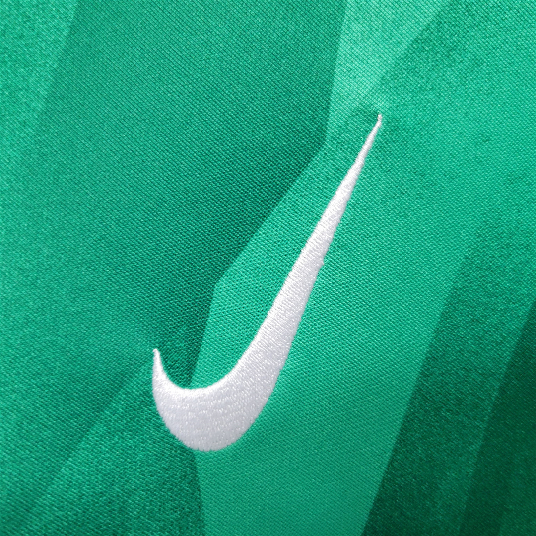 23-24 PSG Green Goalkeeper Long Sleeve 5