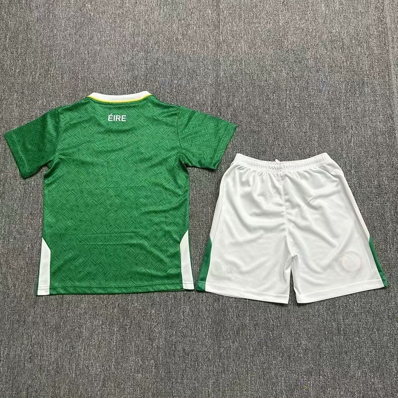 2024 Ireland Home Kid Kits Youth Apparels Soccer Jerseys Yupoo 1