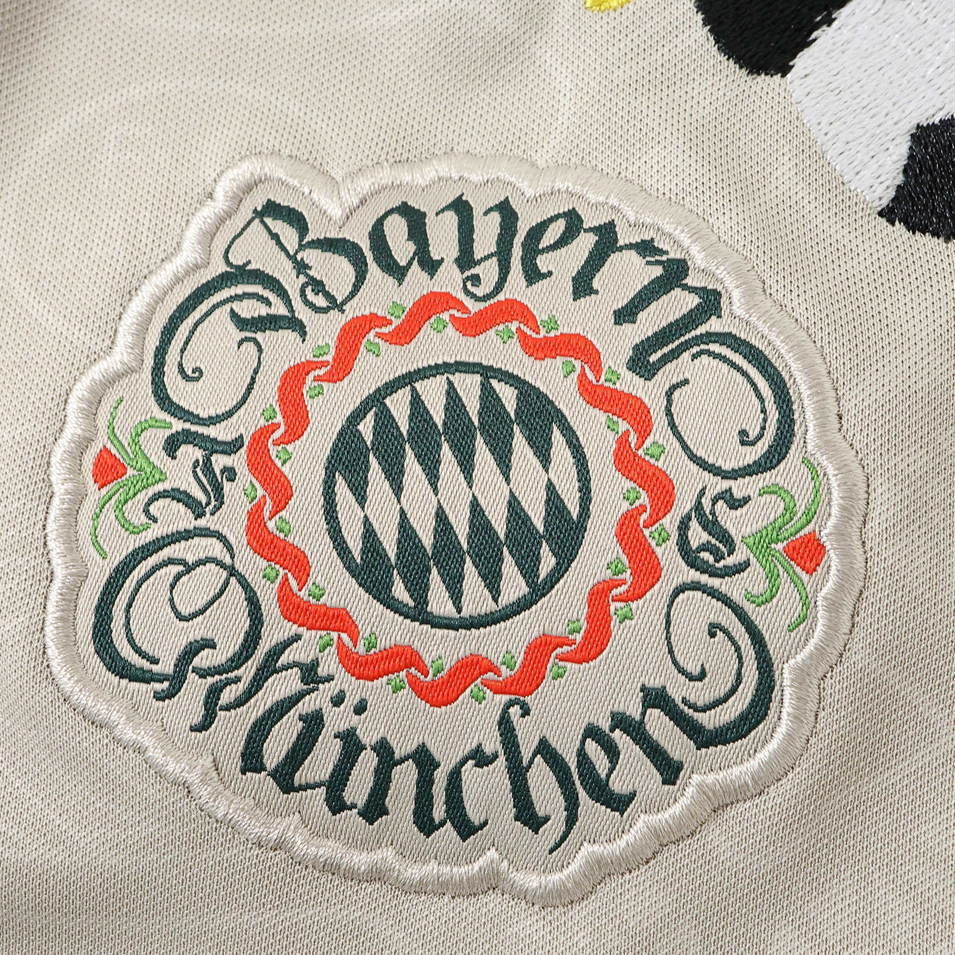 25-26 Fußball-Club Bayern München Oktoberfest Embroidery style AAAAJersey Supplier Yupoo 5