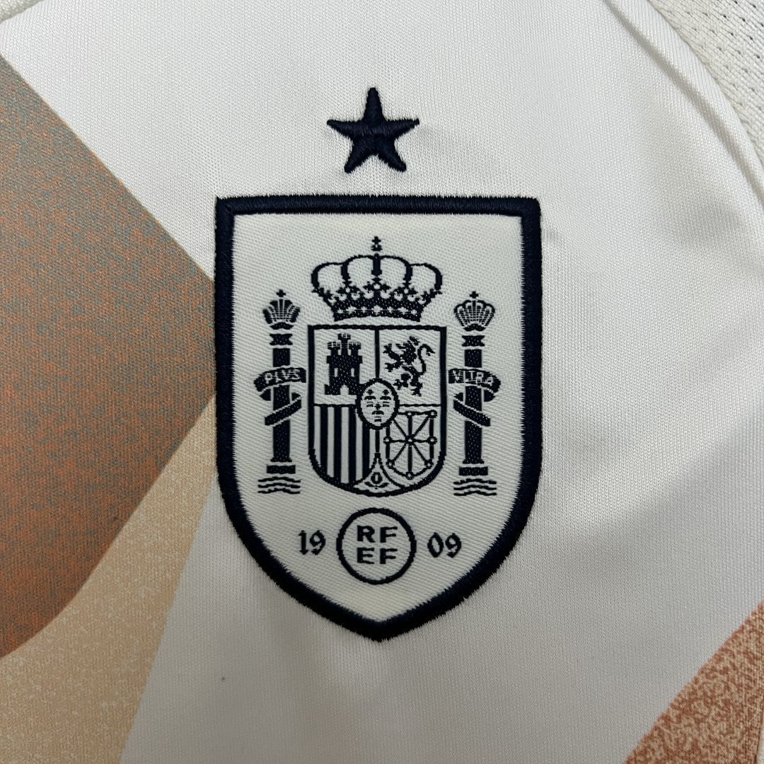 2025 Spain Women's Euro Away Kid Kits Youth Apparels AAAAJersey Supply Yupoo 3