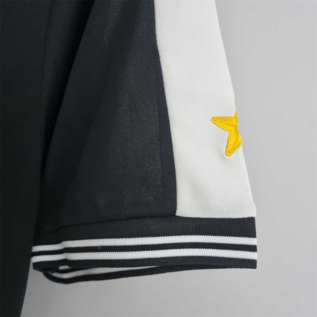 99 Colo-Colo away 2