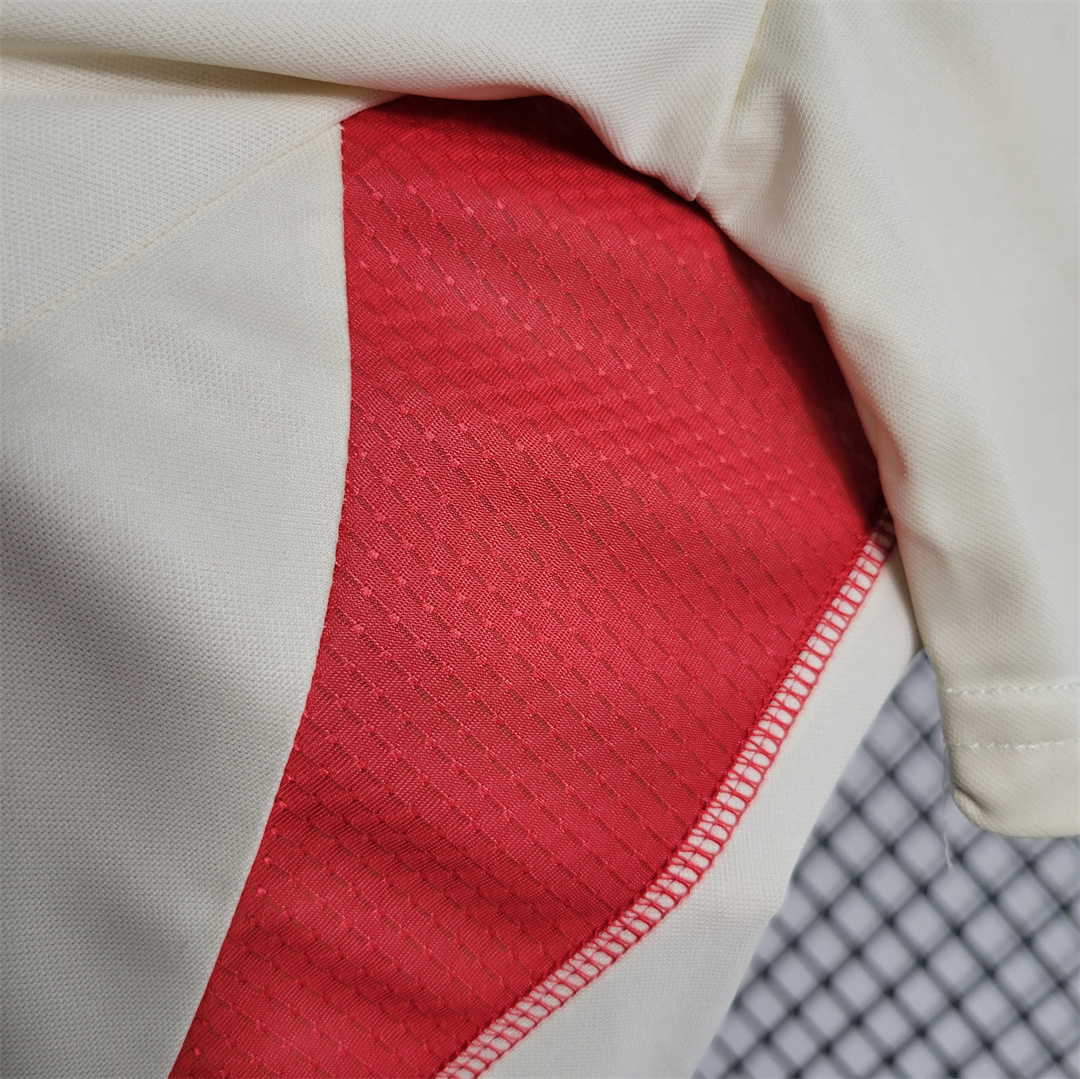 23-24 Flamengo training suit off-white 4