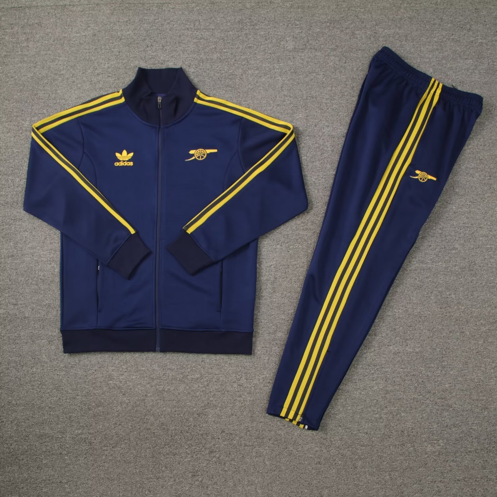 24-25 Arsenal Jackets Football Shirts 1