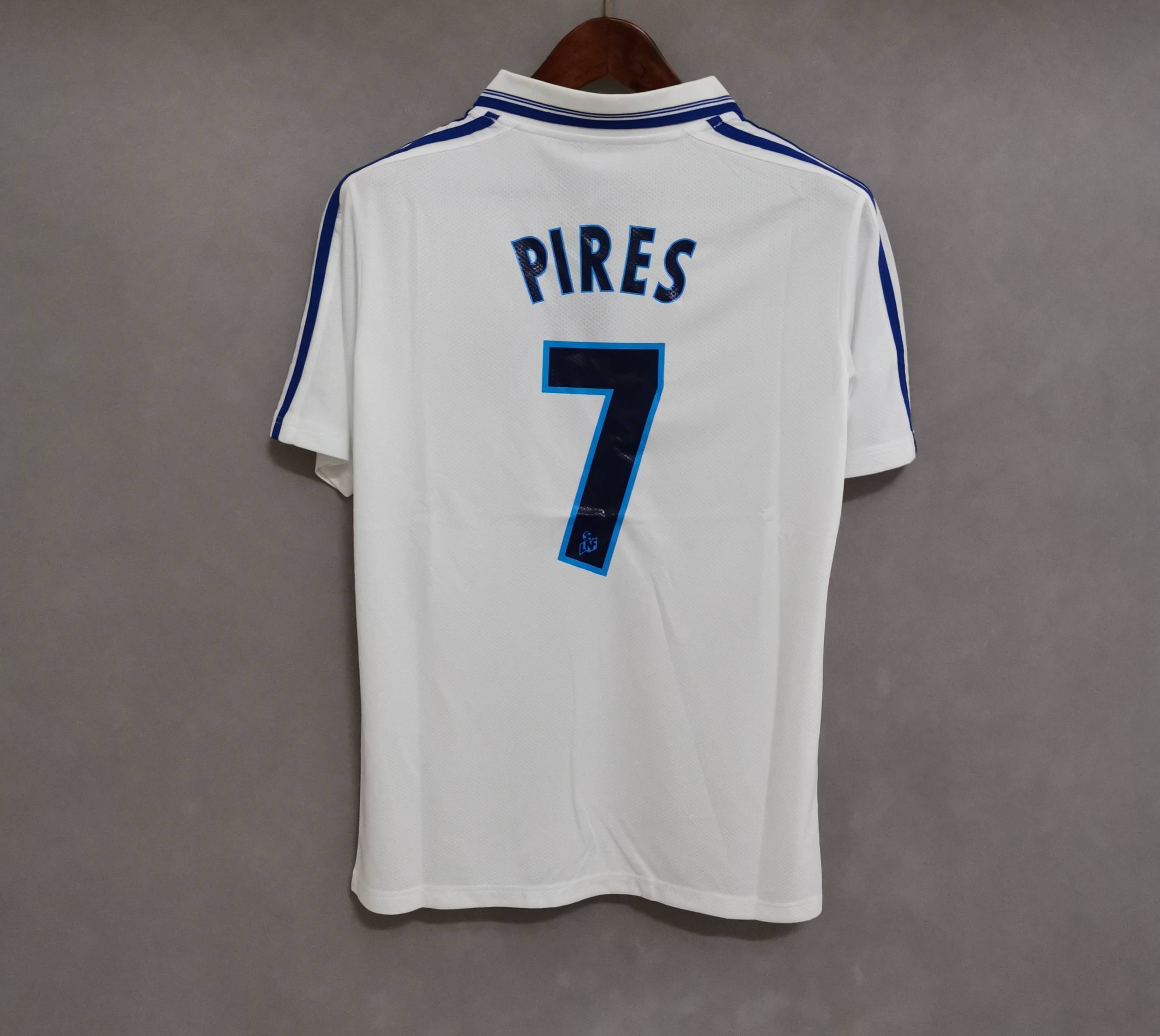 99-00 Marseille home 7