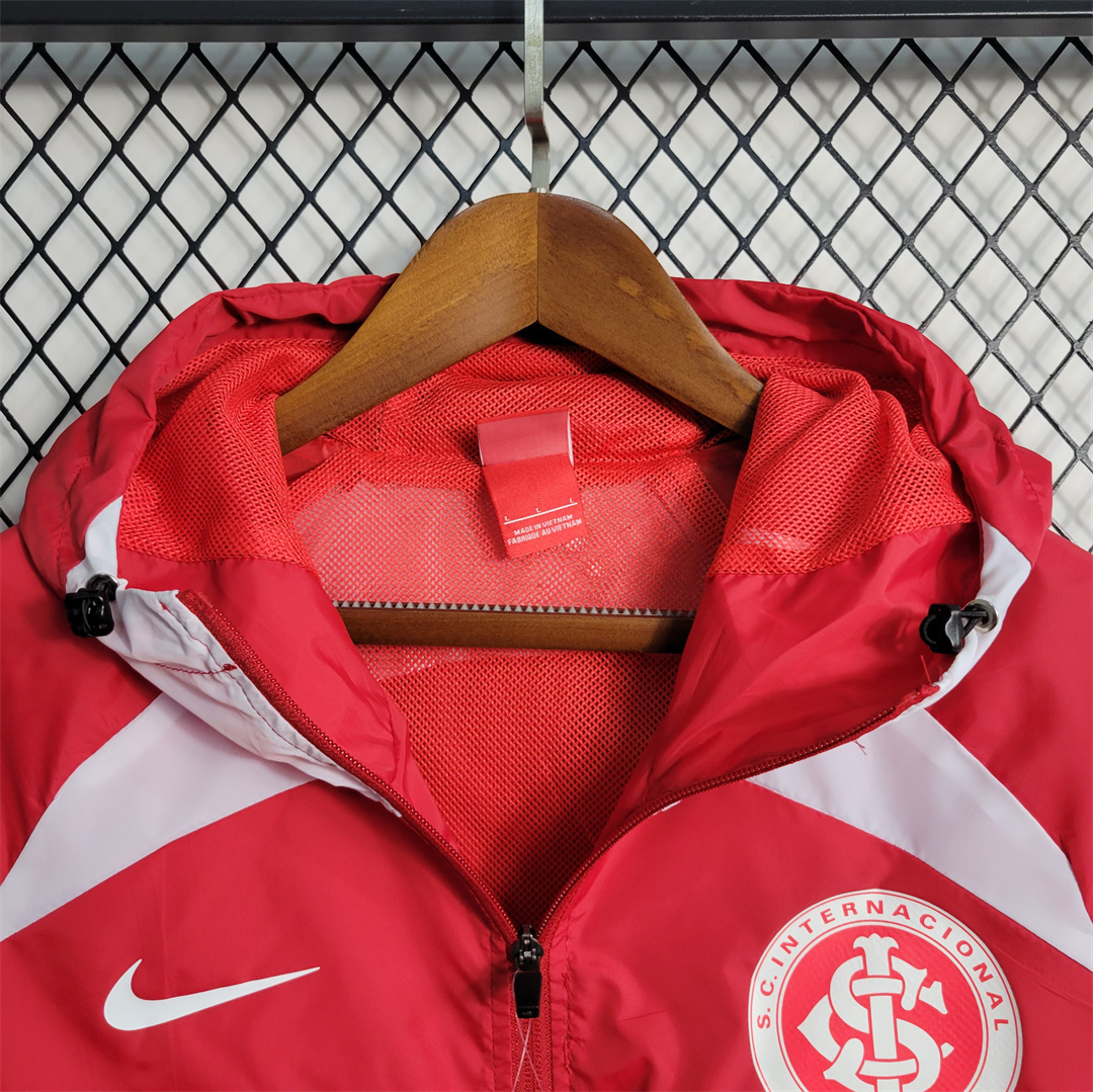 22-23 Windbreaker Internacional Red 6