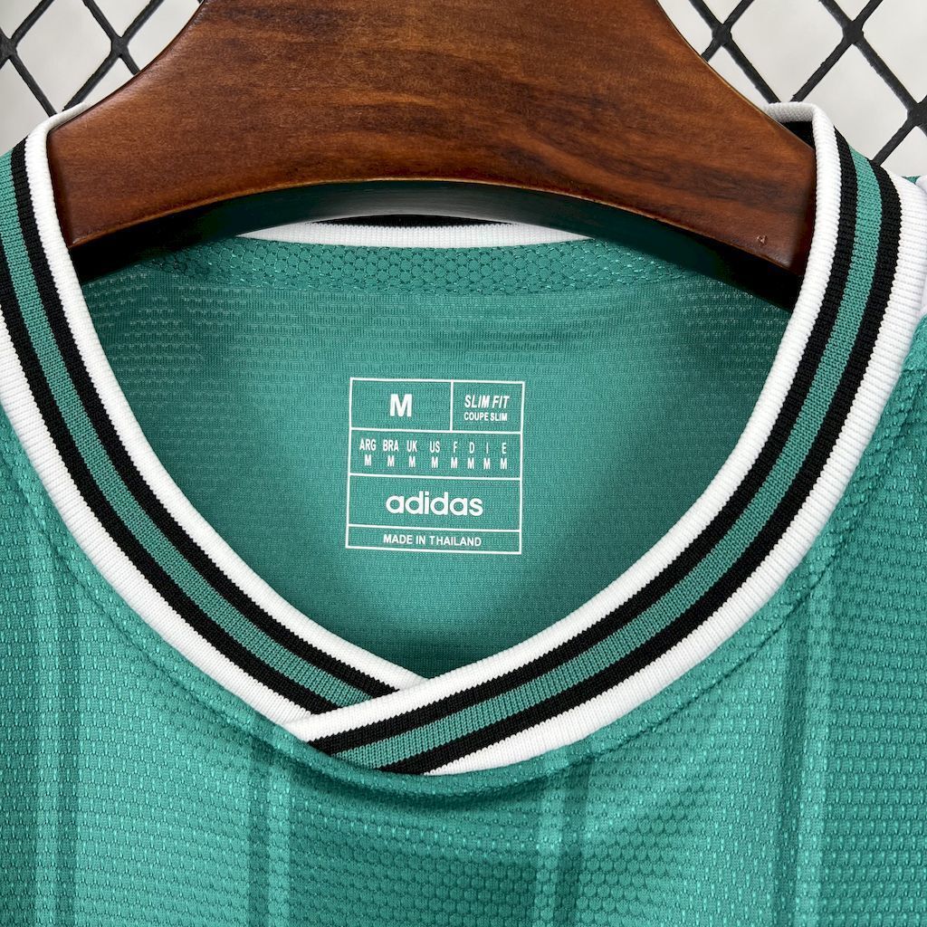 24-25 Aston Villa Green Special Edition T-Shirt AAAAJersey Supplier Yupoo 7