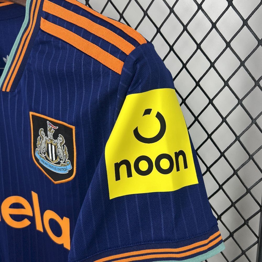 25-26 Newcastle United Third Away Kit Football Sport Shirt AAAAJersey Supplier Yupoo 4