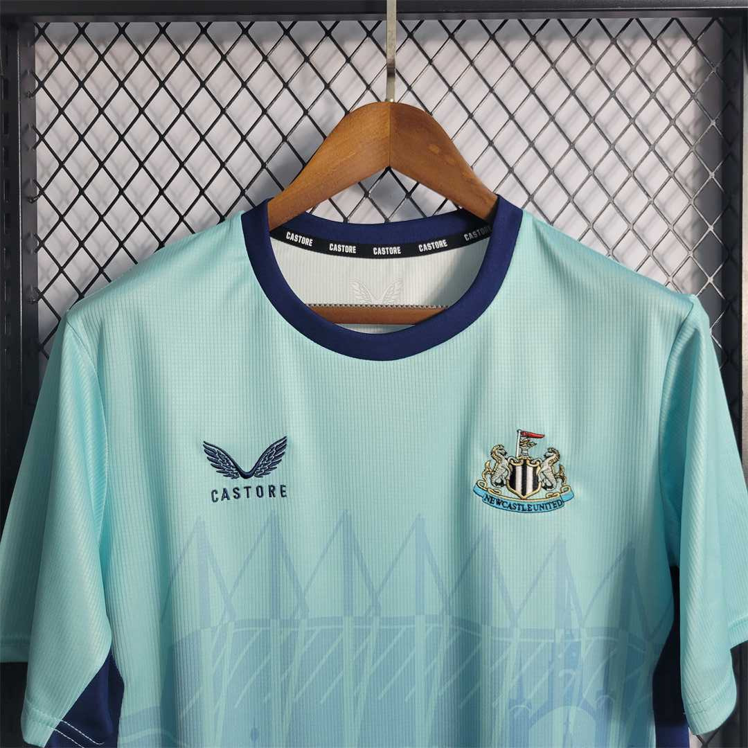 22-23 Newcastle pre-match training suit 8