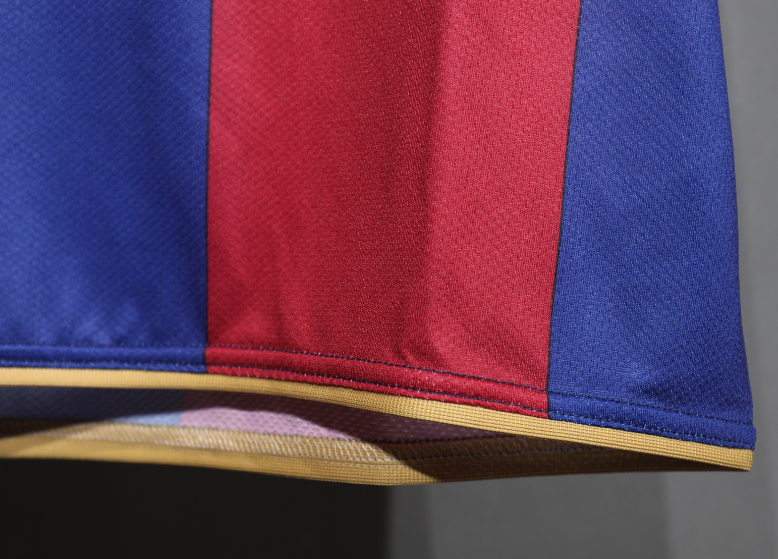 07-08 Barcelona Home Retro Kit Vintage Player Version Sino Shirt AAAAJersey Dropship Yupoo 1