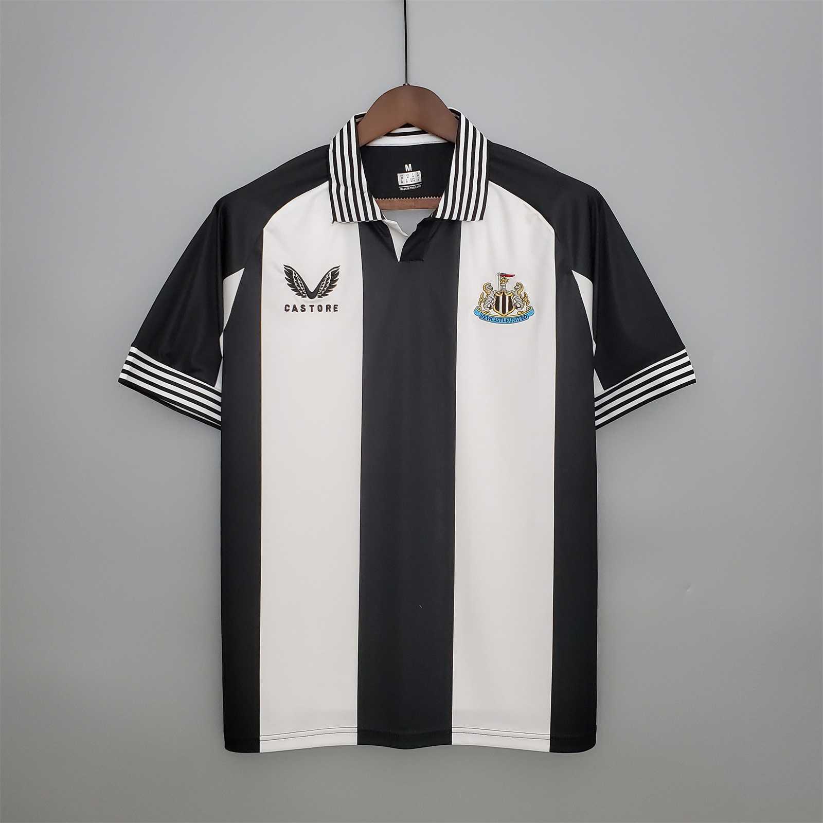 Newcastle commemorative edition whiteblack