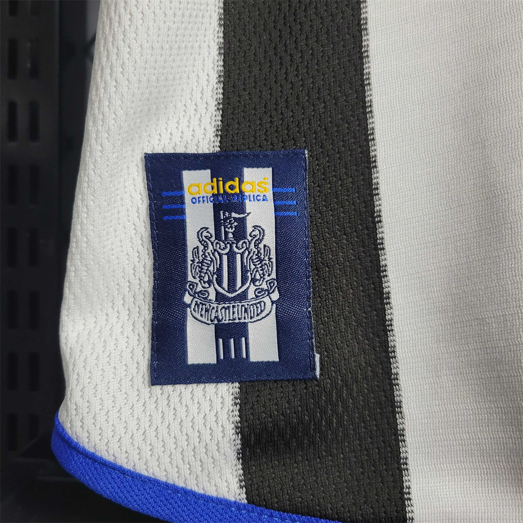 00-01 Newcastle home 5