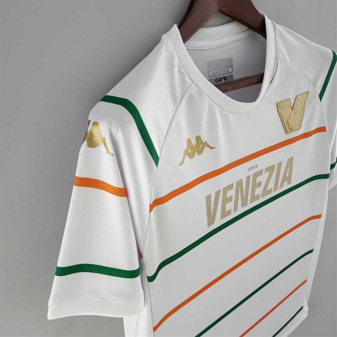 22-23 Venezia away 8
