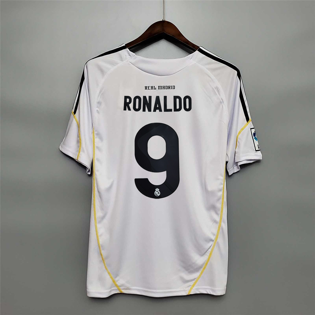 09-10 Real Madrid home - 4 4