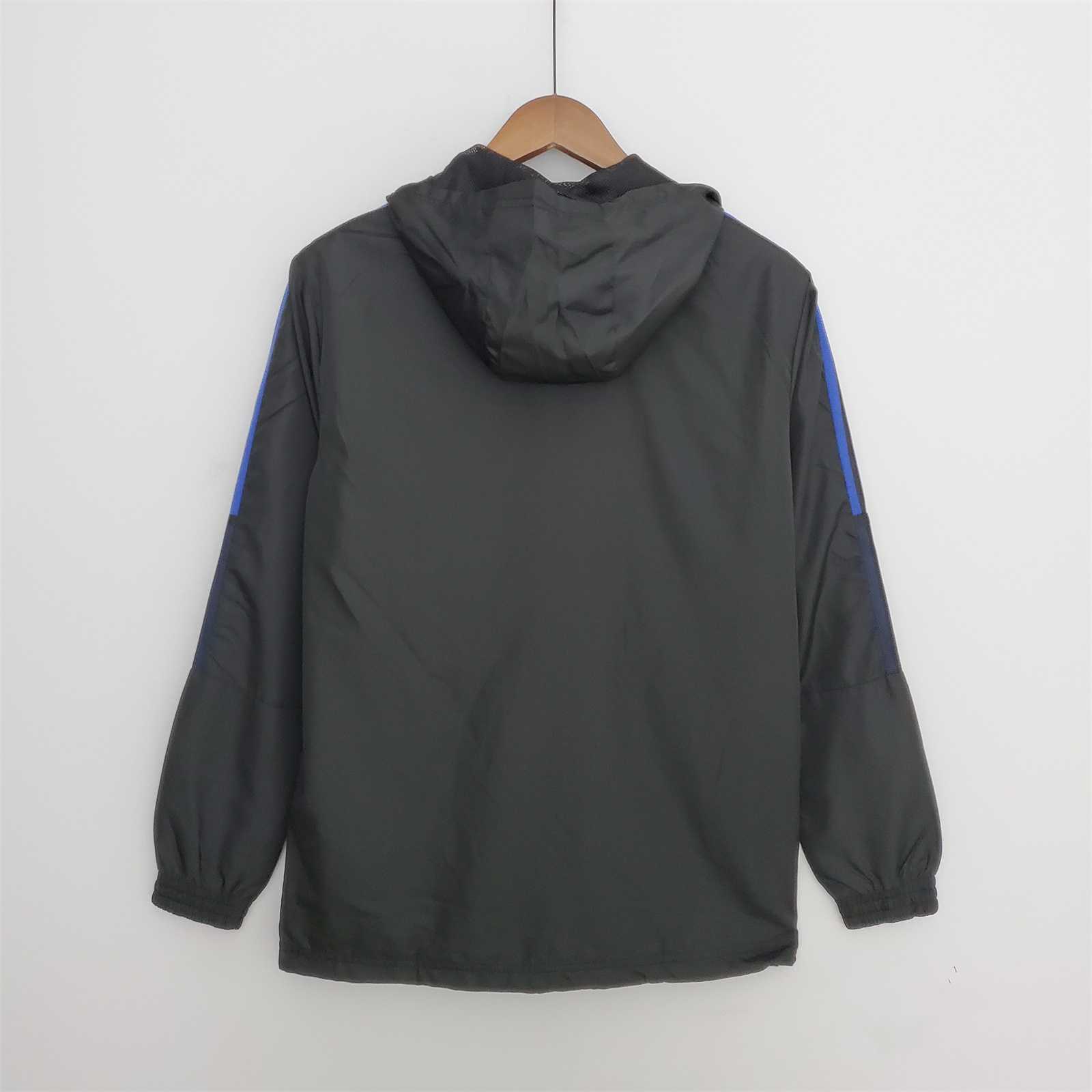 22-23 Manchester United black windbreaker 3