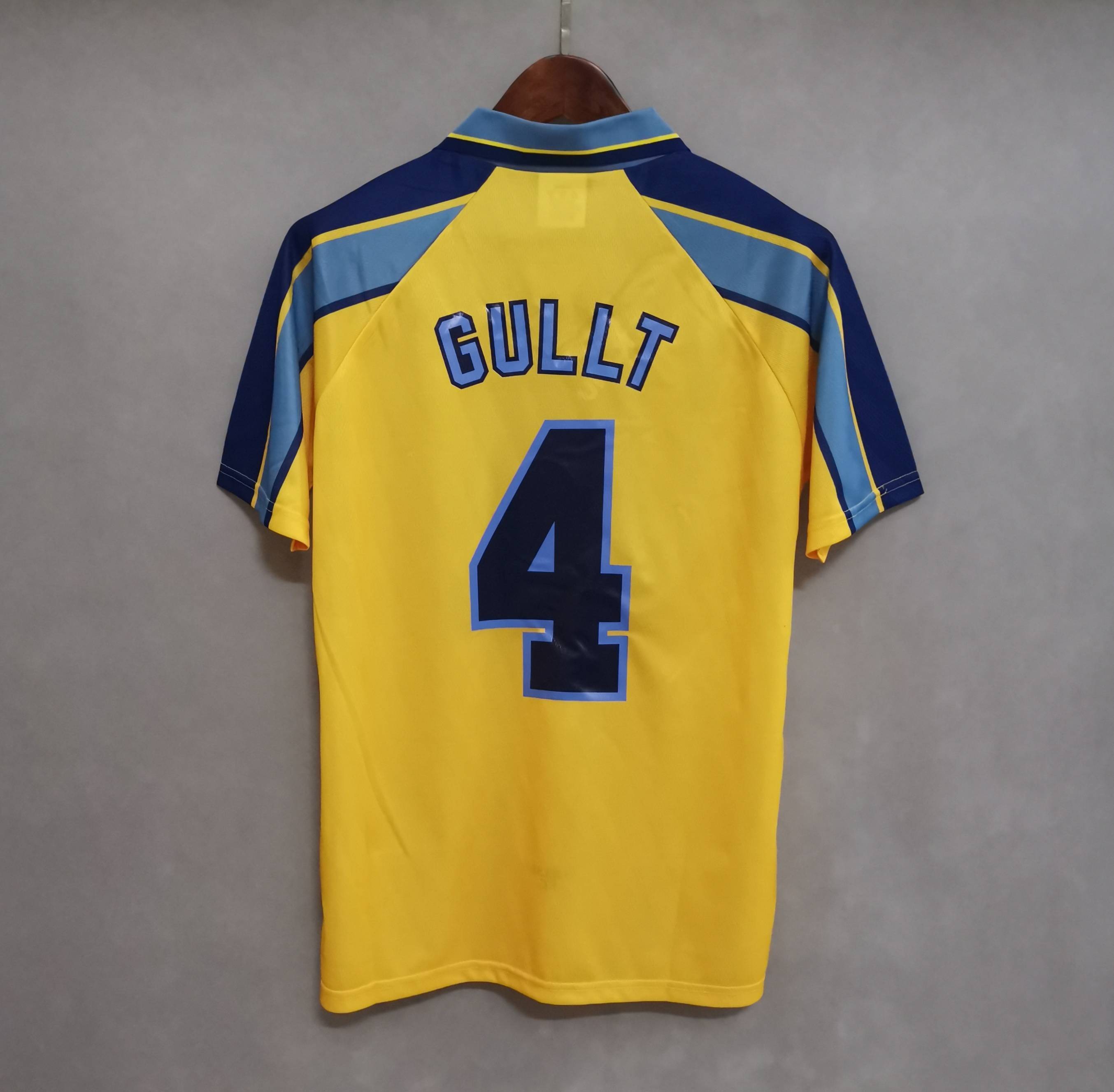 95-97 Chelsea away 8