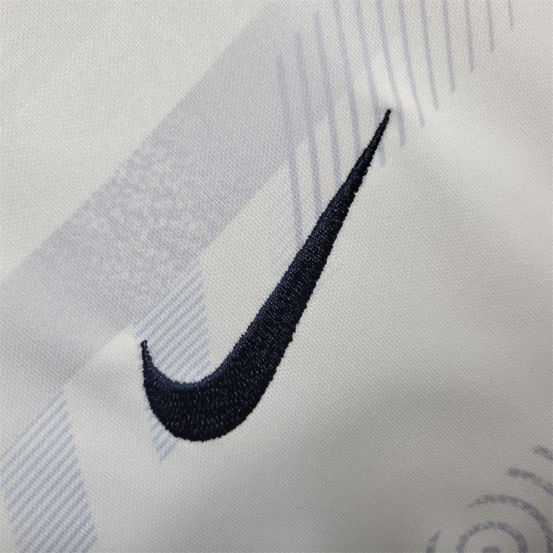 23-24 Tottenham Hotspur home kids kit 1