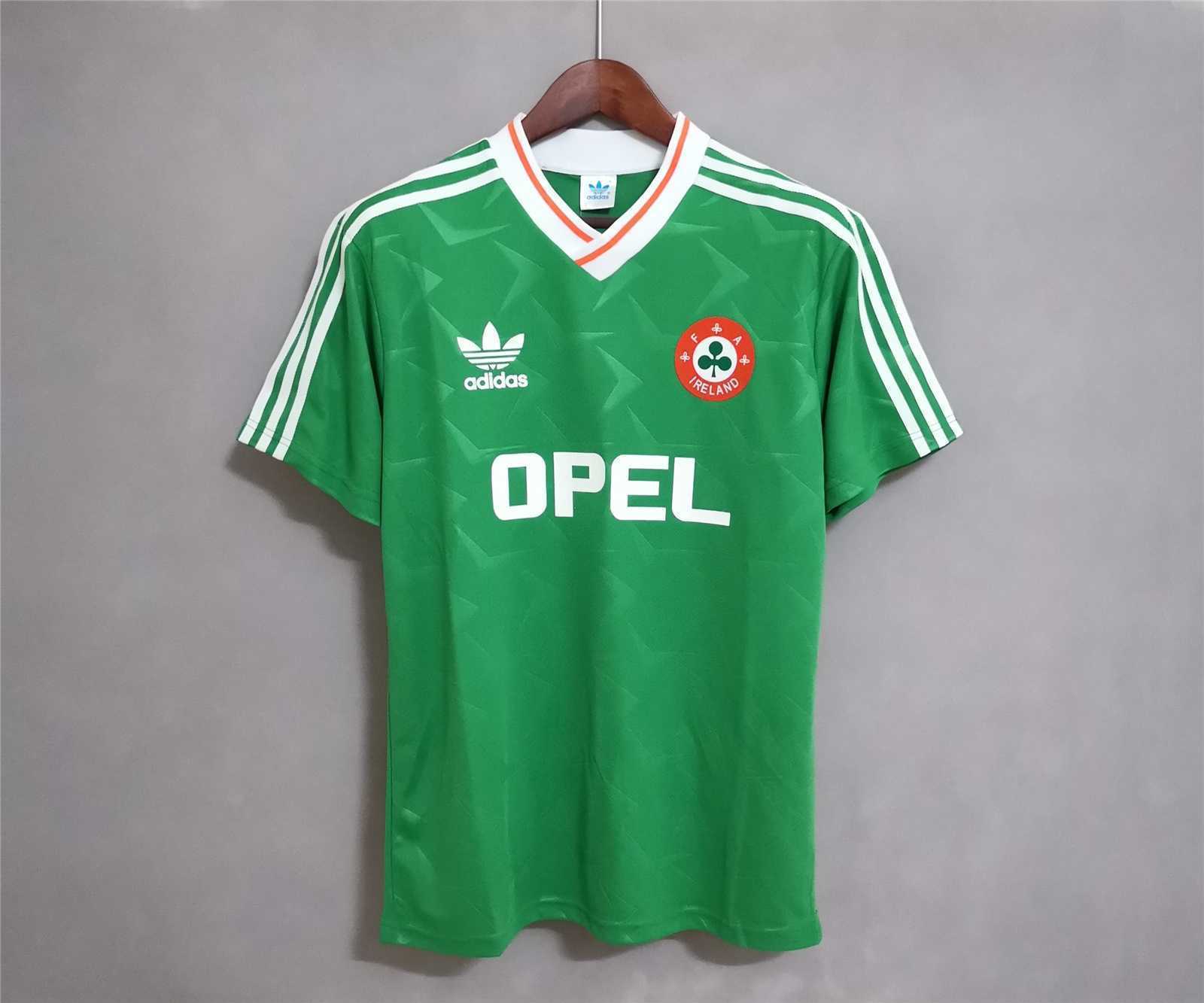 1990 ireland home