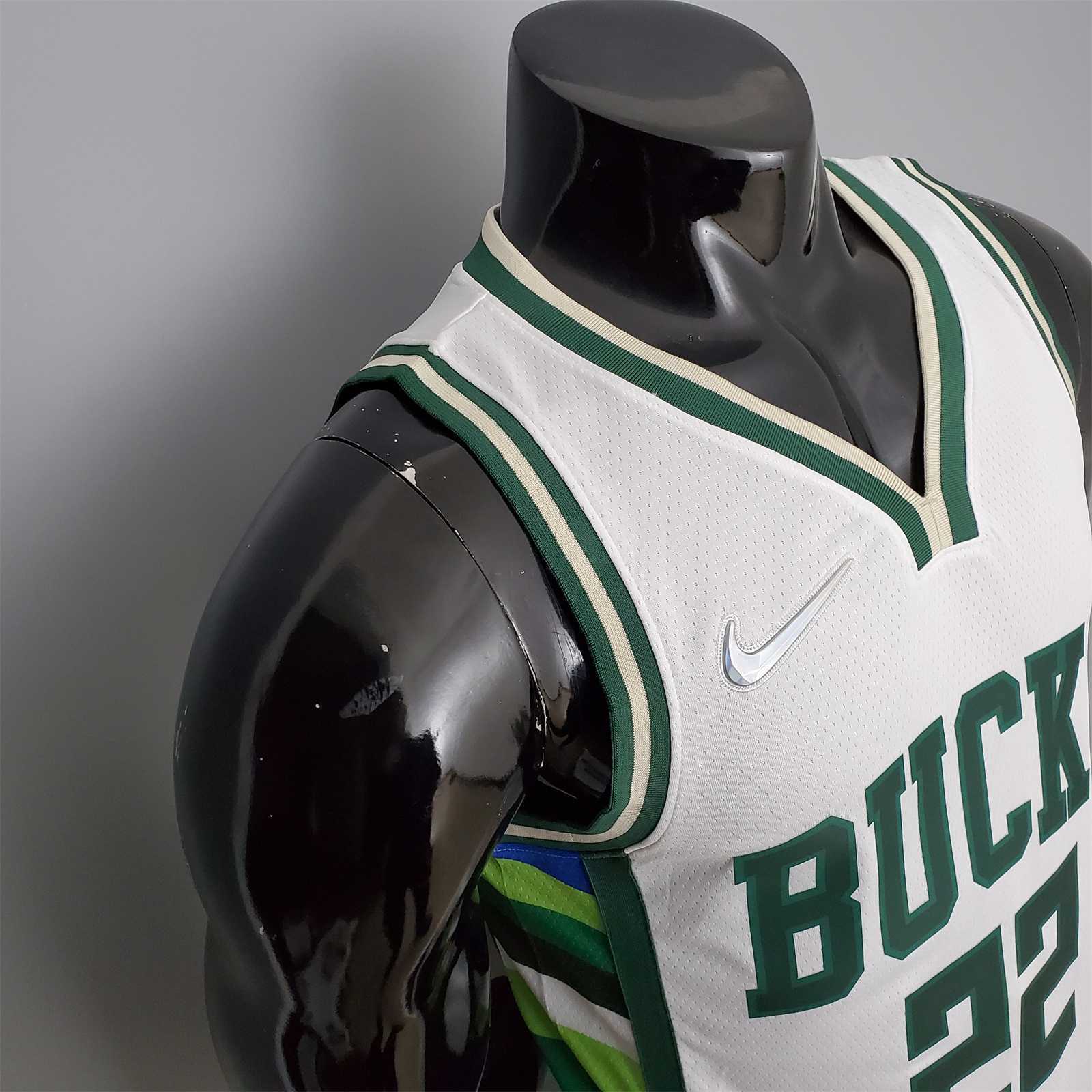 2022 Middleton #22 Bucks White 8