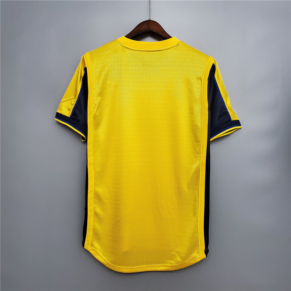 99-00 Arsenal away 5