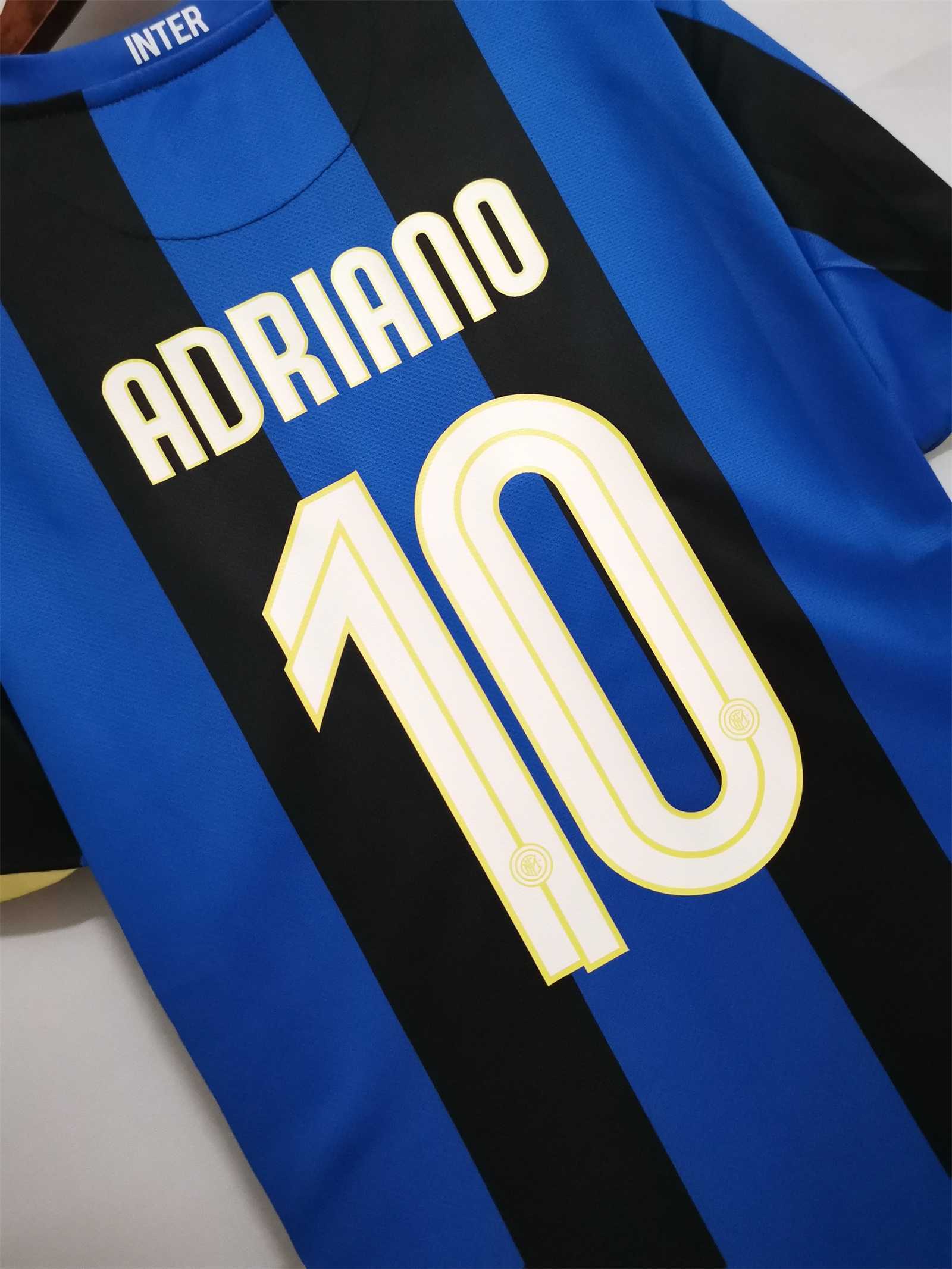 08-09 Inter Milan home Serie A version 2