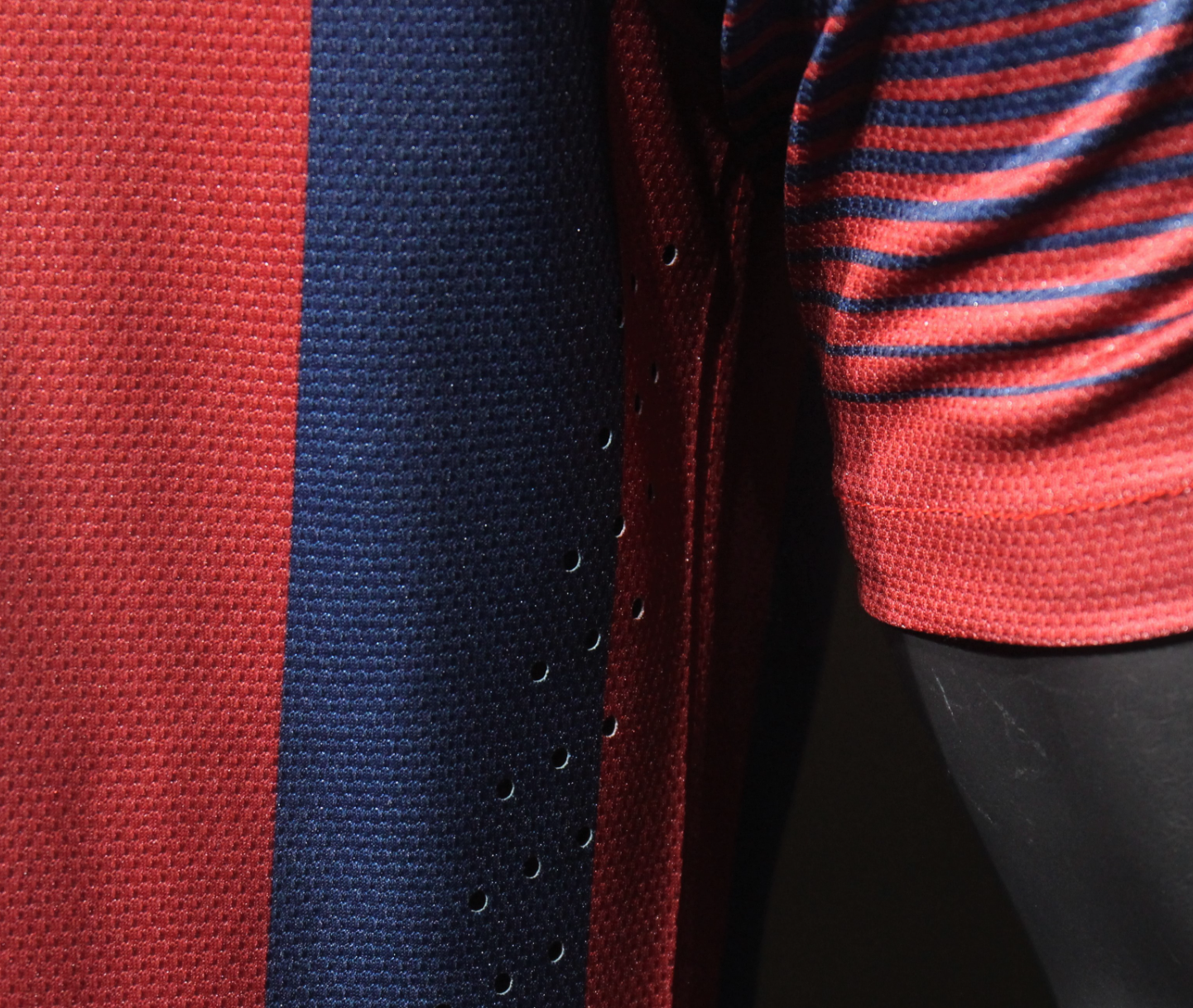 13-14 Barcelona Home Retro Kit Vintage Player Version Sino Shirt AAAAJersey Dropship Yupoo 3