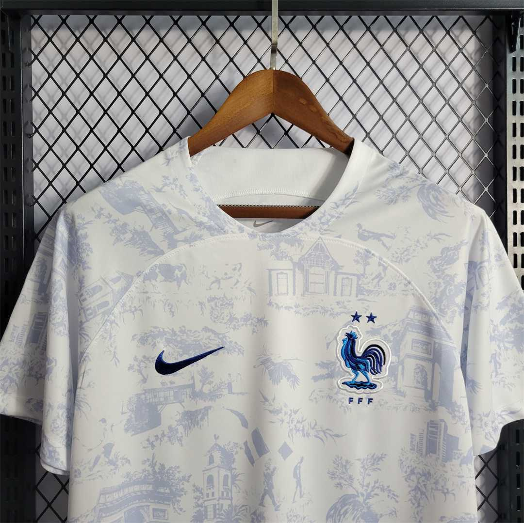 2022 France away 4
