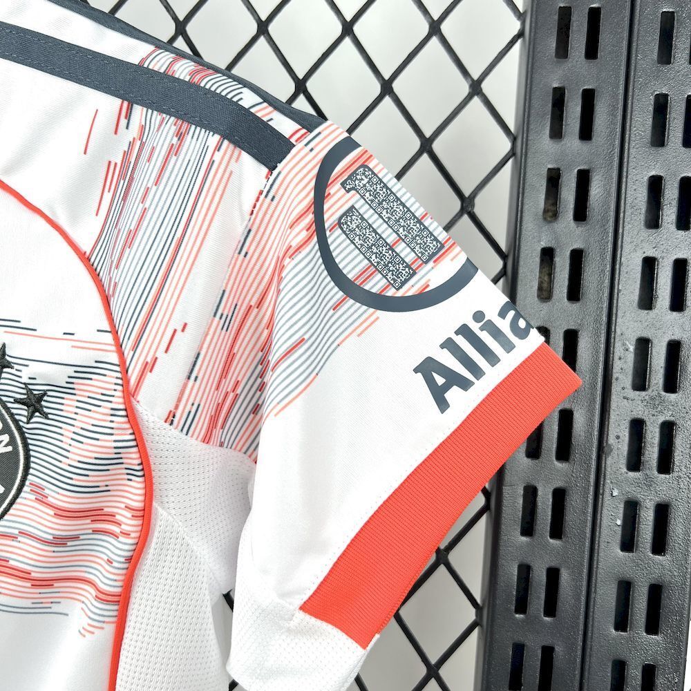 25-26 Bayern Munich Away Kid Kits Youth Apparels Soccer AAAAJersey Yupoo 7