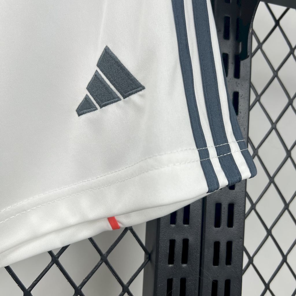 25-26 Bayern Munich Away Shorts Football Trousers Soccer AAAAJersey Yupoo 3