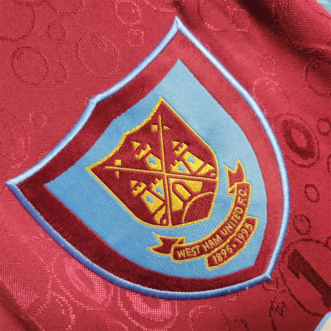 95-97 West Ham home 3