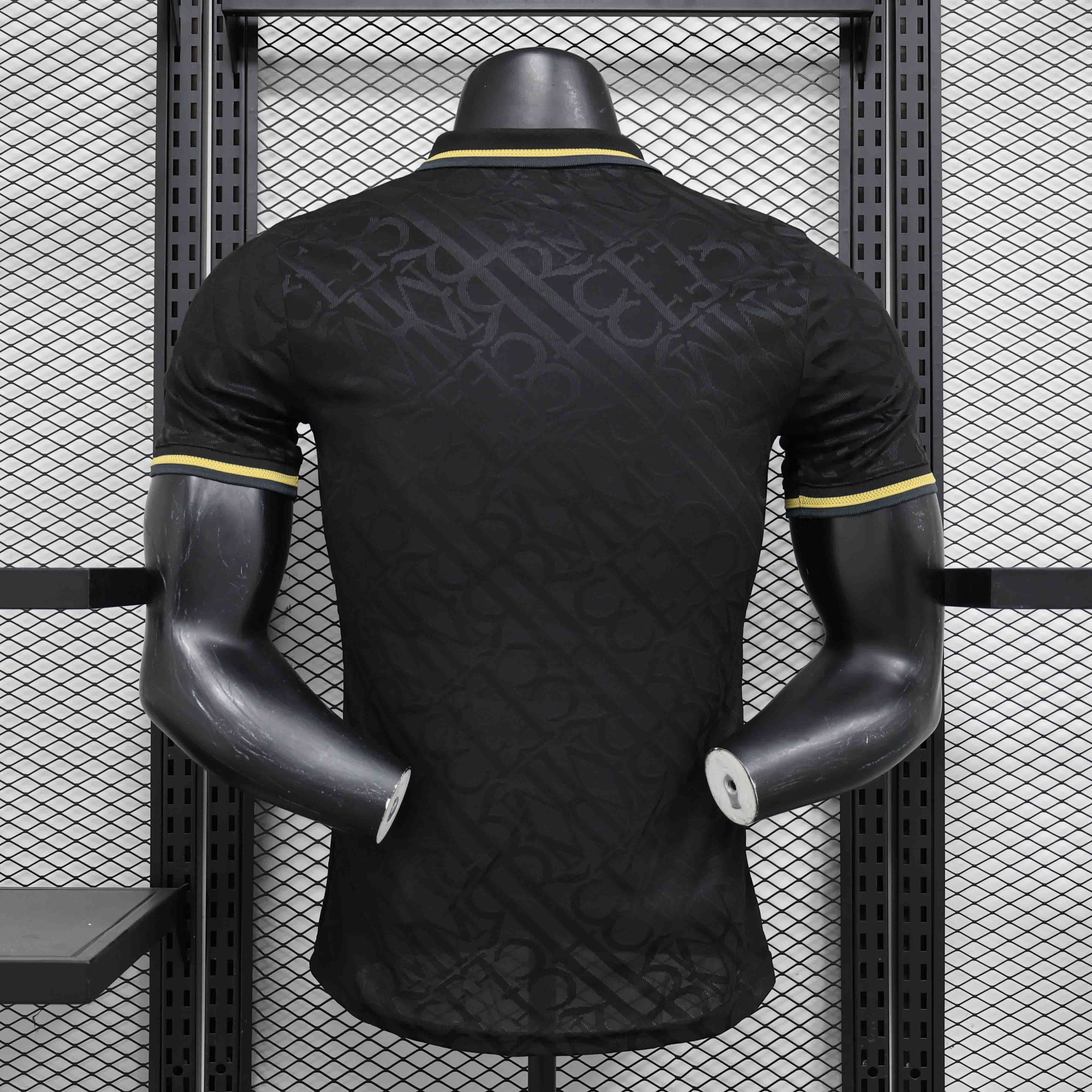 24-25 Real Madrid Originals Black and Gold Kit Player Version Shirt AAAAJersey Supplier Yupoo 1