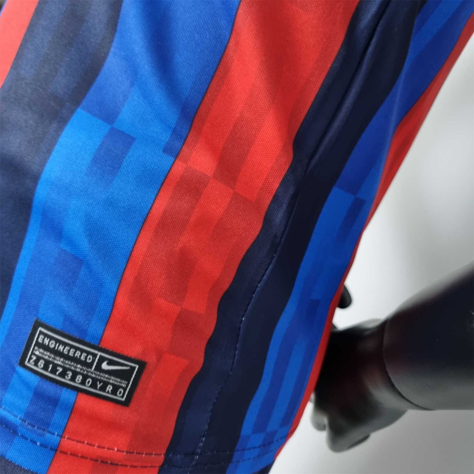 22-23 Barcelona home kids kit 9