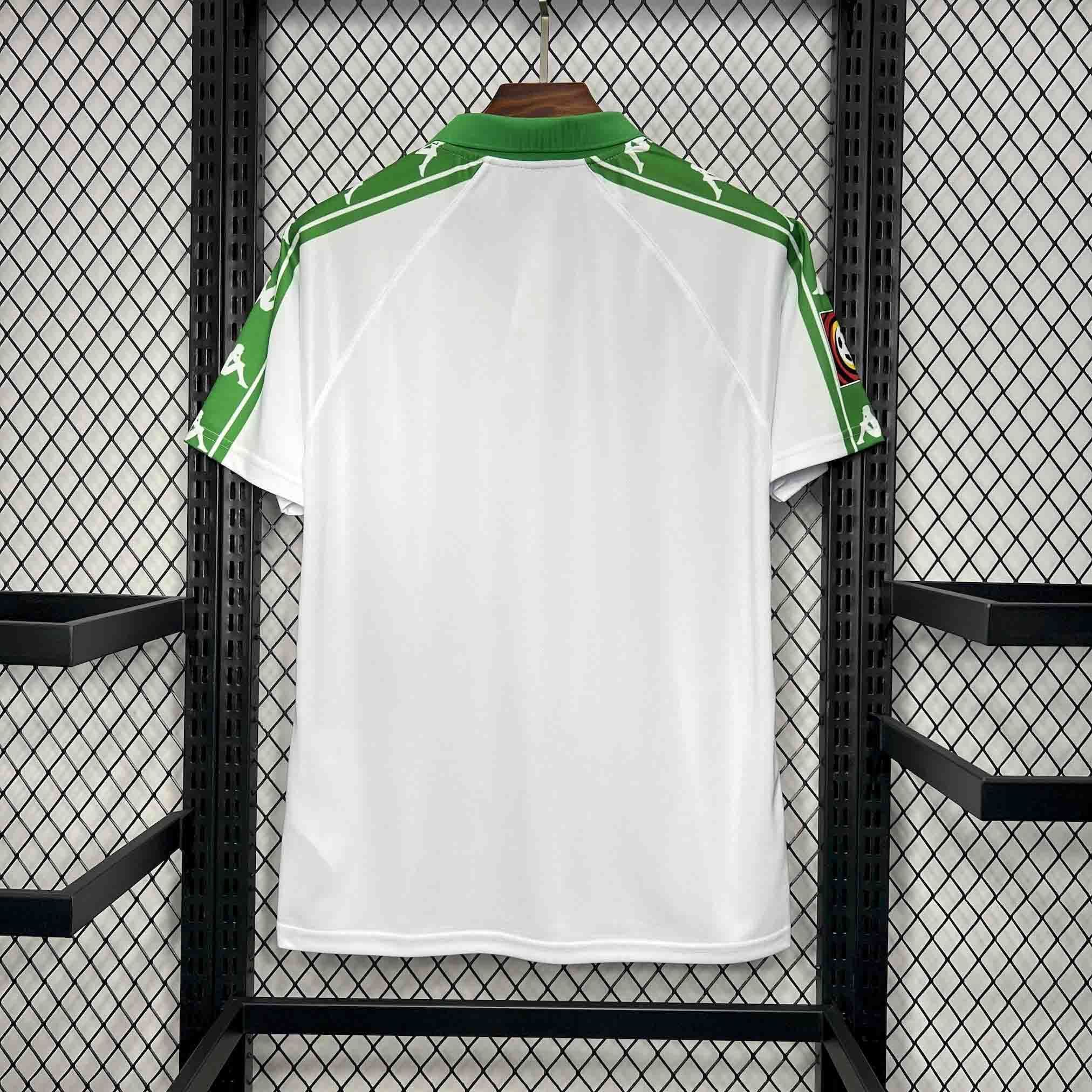 01-02 Werder Bremen Away Retro Kit Vintage Shirt AAAAJersey Supplier Yupoo 6