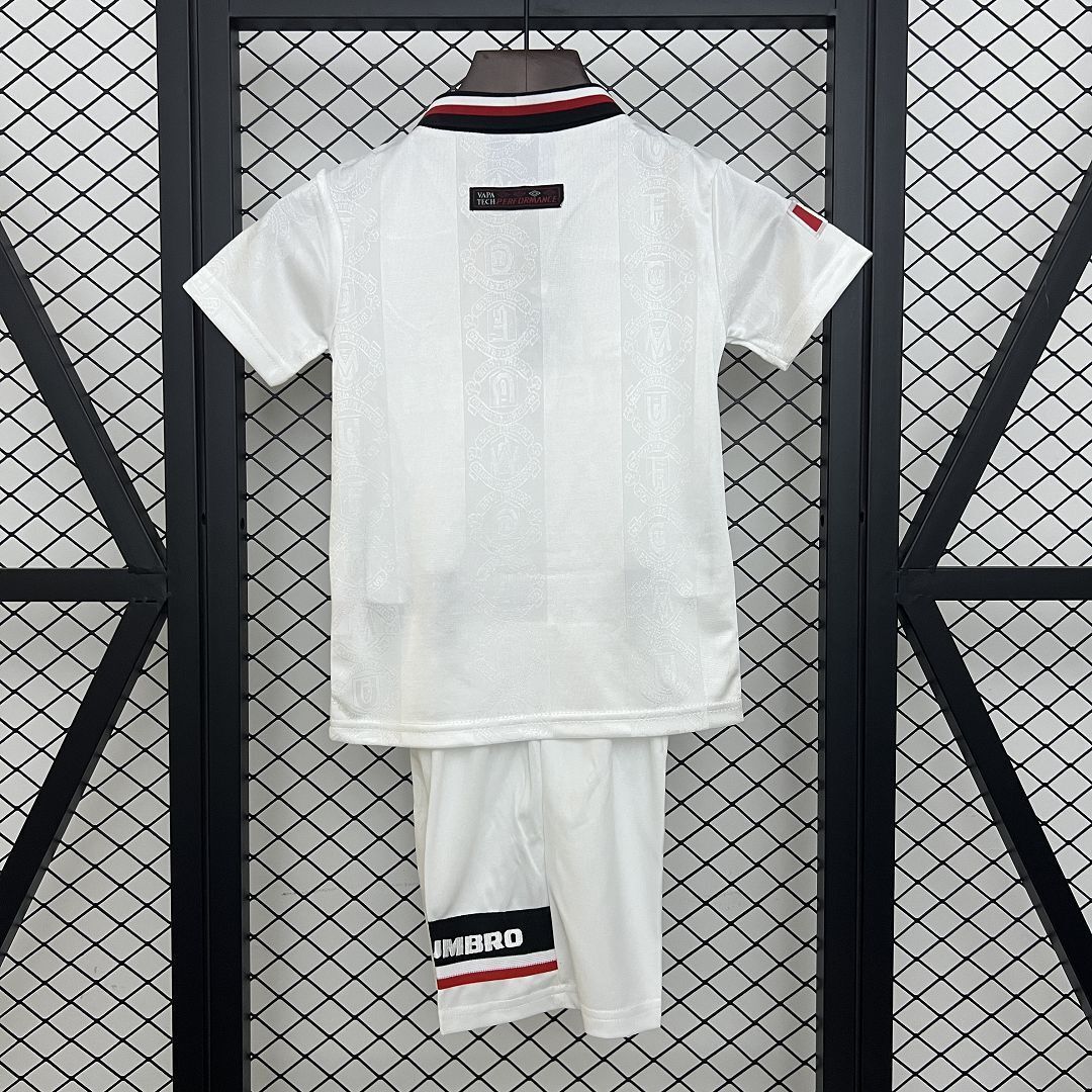 97-98 Manchester United Away Retro Kid Kits Youth Apparels Soccer AAAAJersey Yupoo 1