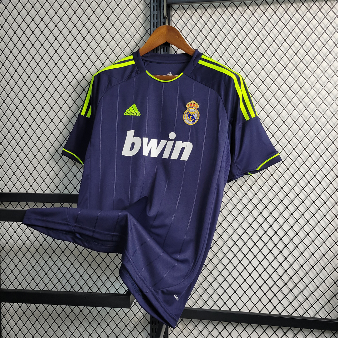 12-13 Real Madrid away 3