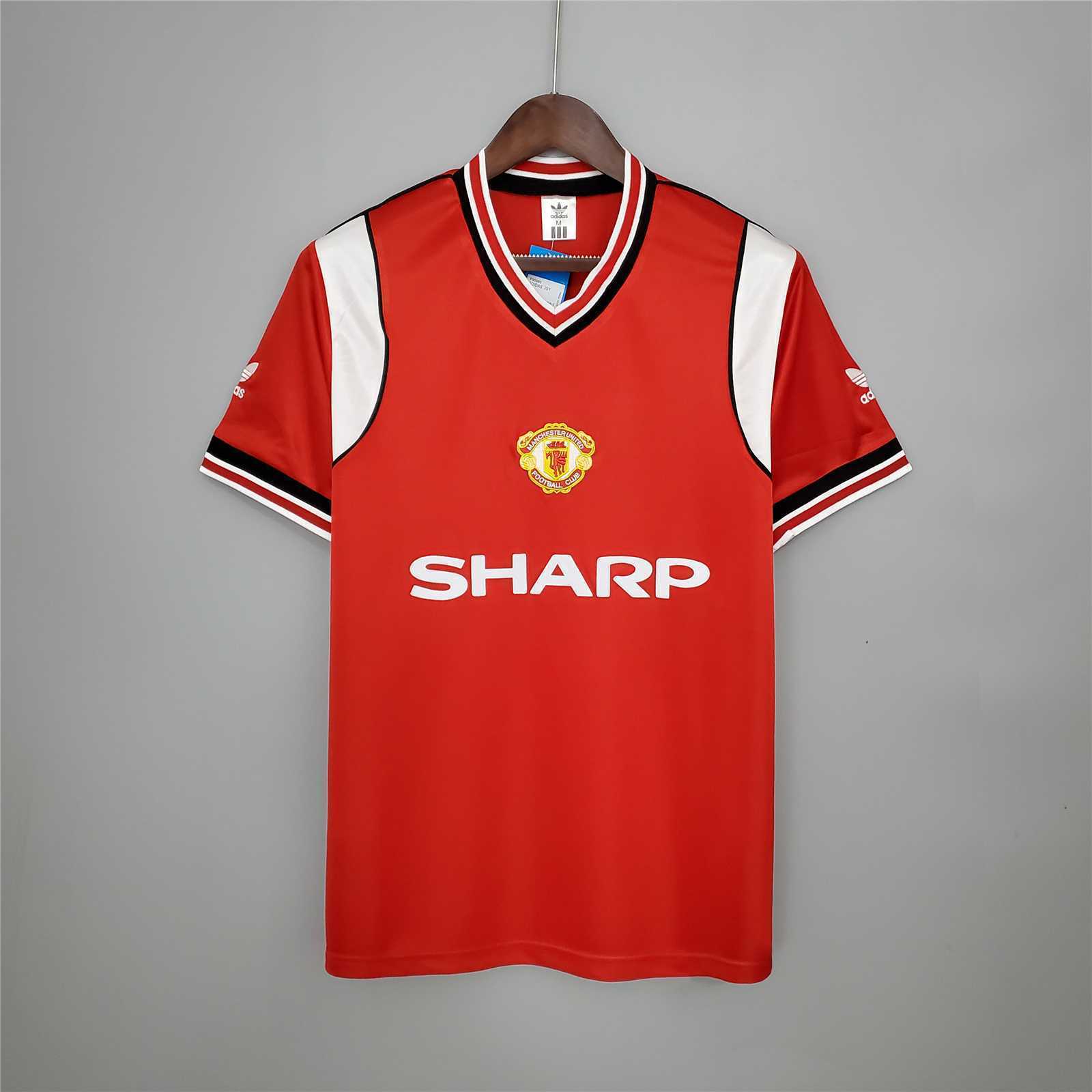 85-86 Manchester United home